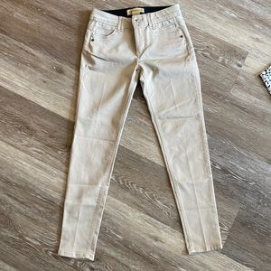Brand new Loft khaki pants, size 2